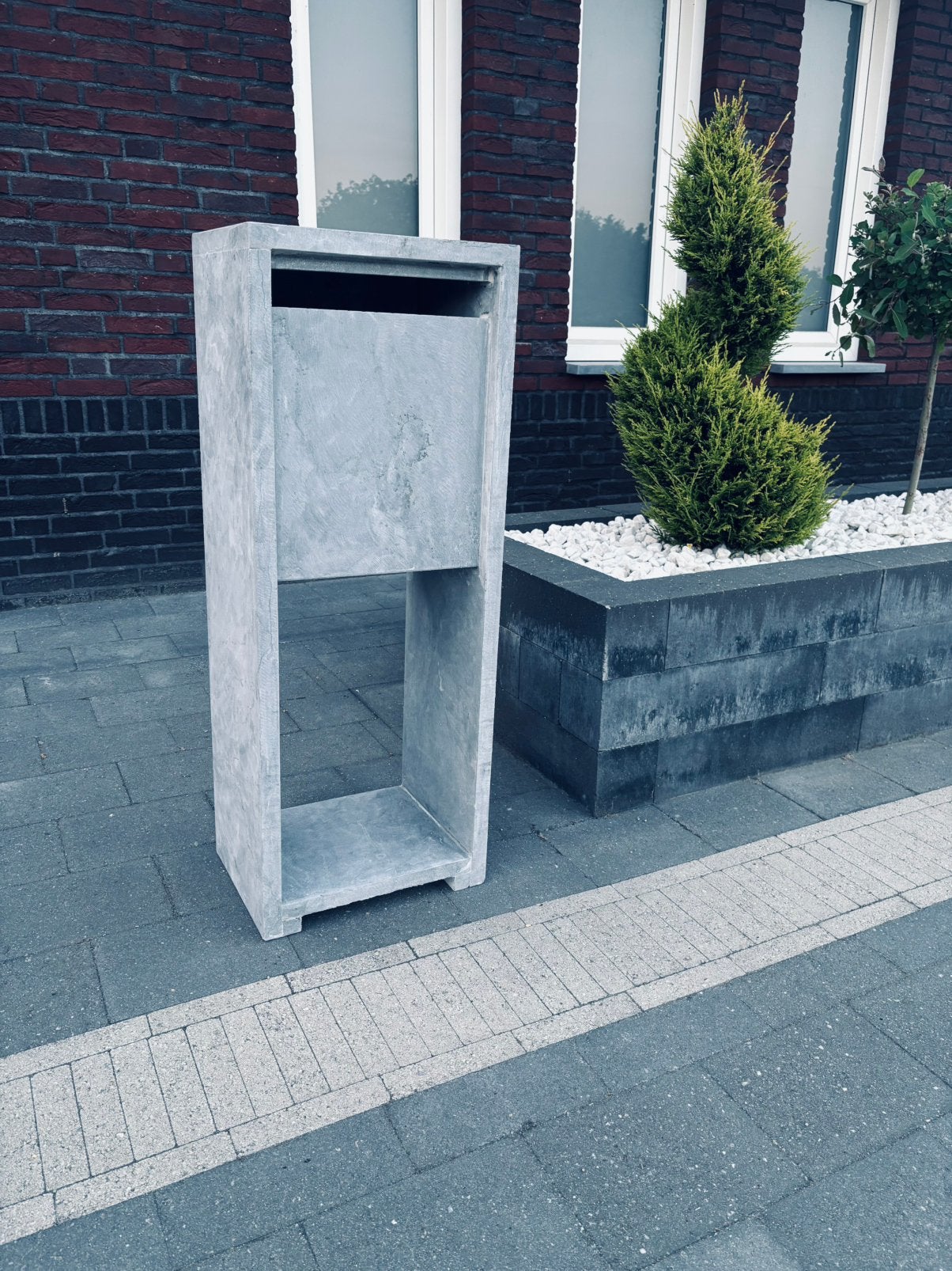 Natuursteen brievenbus model 005 - NIEUW - uit voorraad, Ophalen of Verzenden, Nieuw, Hardsteen, Staande brievenbus