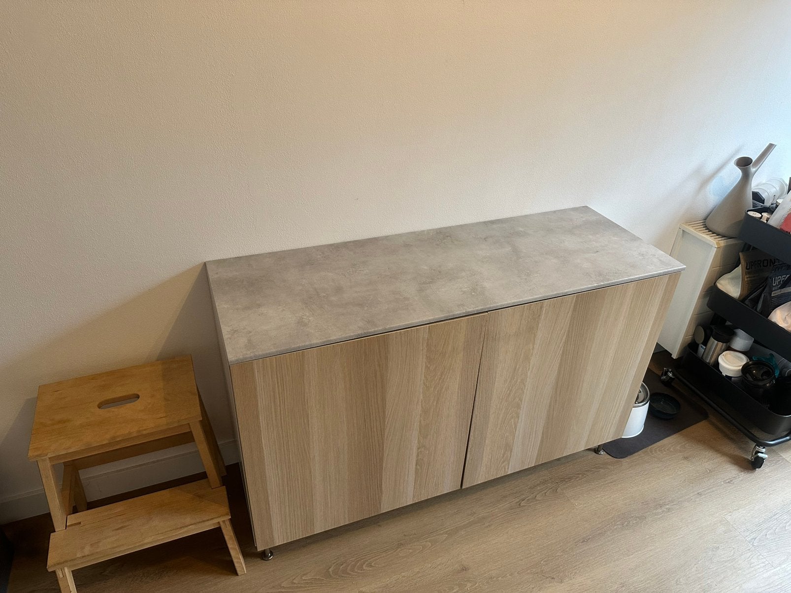 BESTÅ kast IKEA, Huis en Inrichting, Kasten | Dressoirs, Ophalen, 100 tot 150 cm, Zo goed als nieuw, 25 tot 50 cm