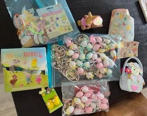 Diversen paas versieringen en knutsel items, Ophalen, Nieuw