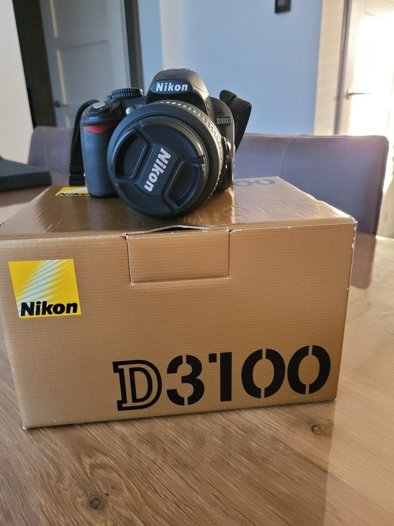Nikon D3100 digitale fotocamera, Audio, Tv en Foto, Ophalen of Verzenden, Zo goed als nieuw, Nikon, 8 keer of meer