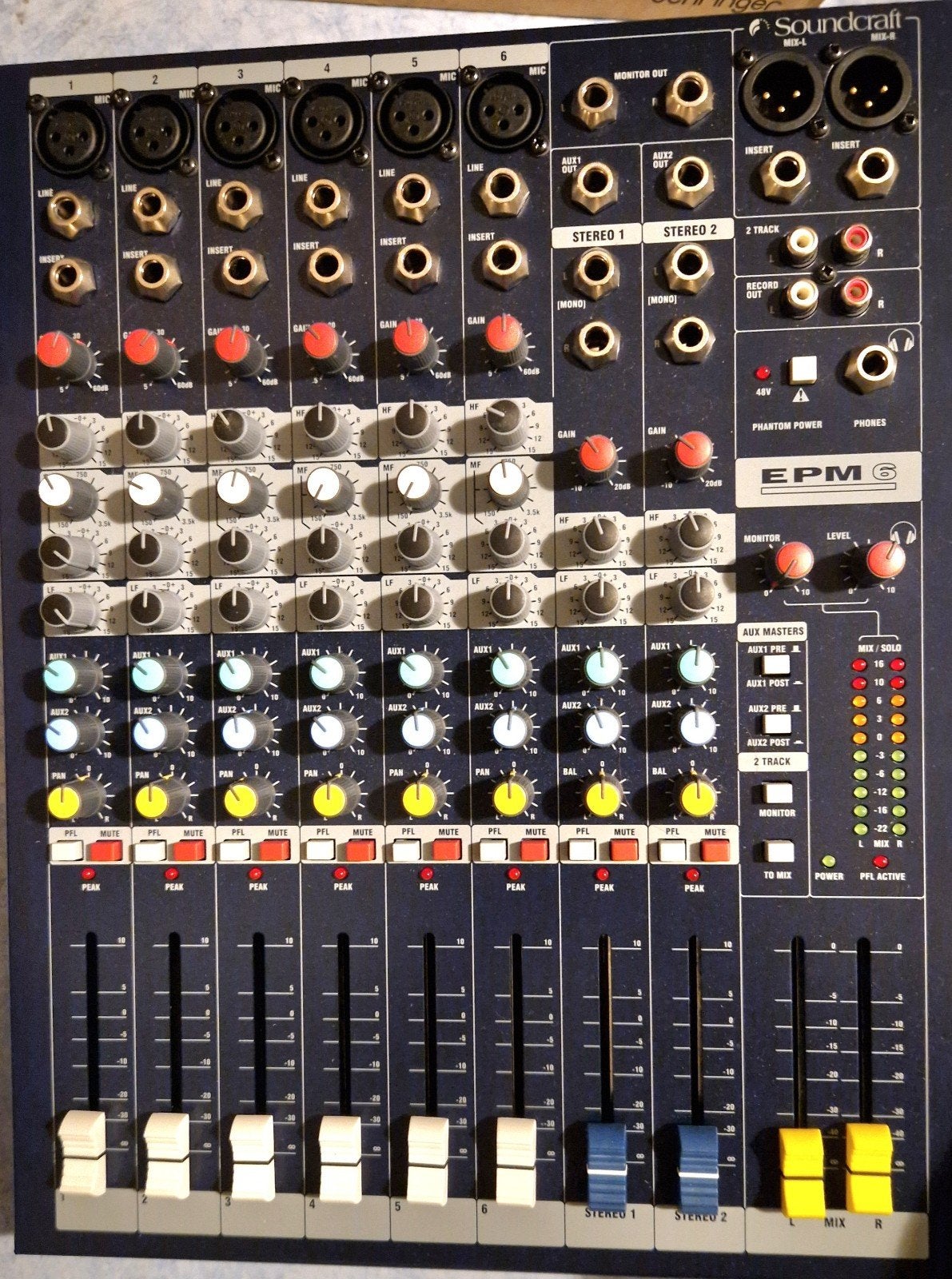 Soundcraft EPM6 Mengpaneel met Sennheiser FreePort Set, Muziek en Instrumenten, Ophalen, Zo goed als nieuw, 5 tot 10 kanalen, Microfooningang