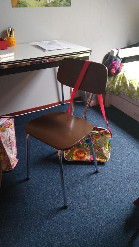 Twee vintage formica keukenstoeltjes, Ophalen, Twee, Bruin, Vintage
