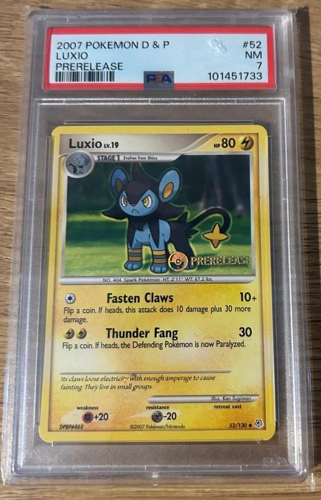 DP 52 Luxio Lv.19 PSA7, Ophalen of Verzenden, Nieuw, Losse kaart, Foil