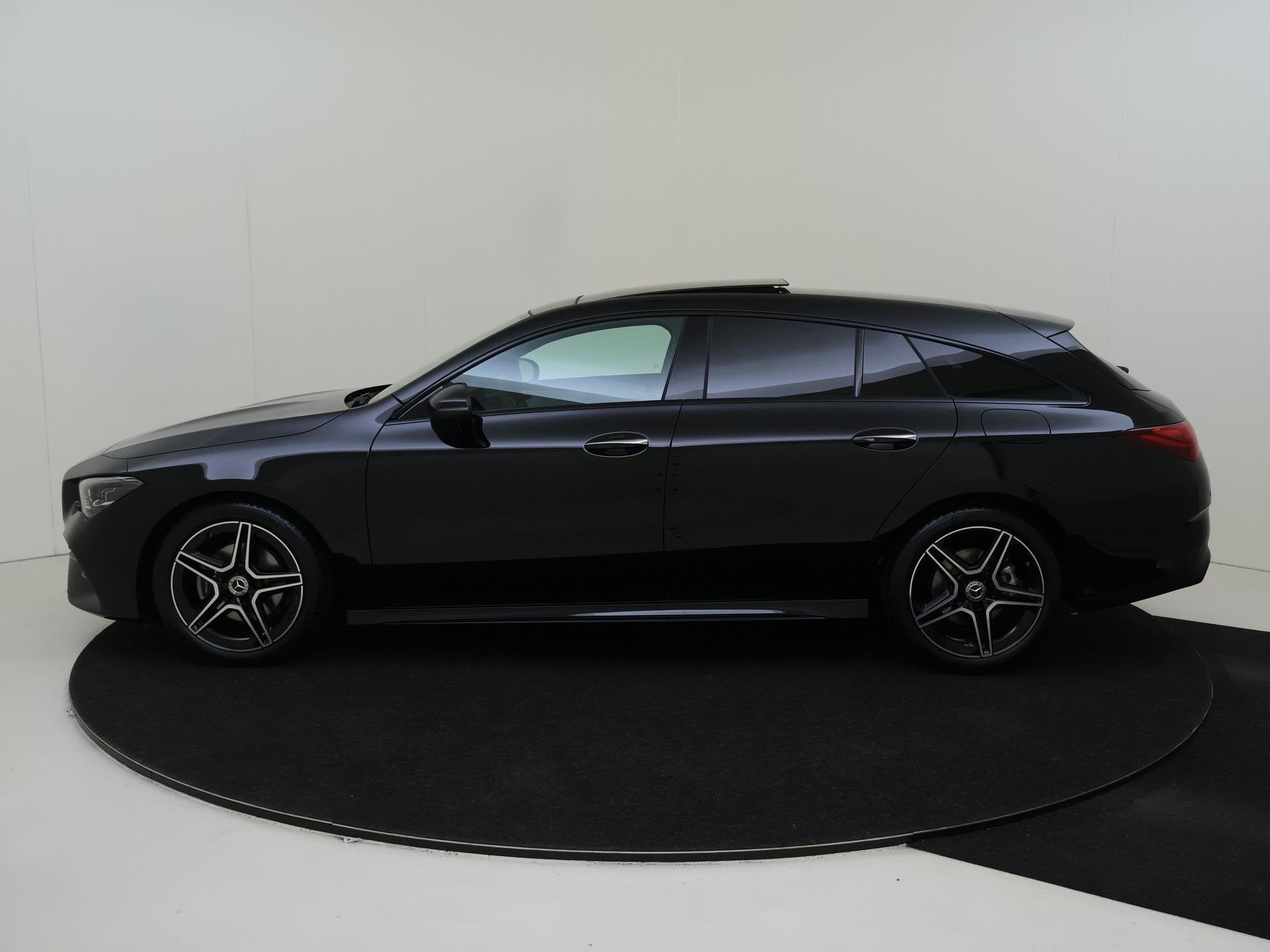 Mercedes-Benz CLA Shooting Brake 180 Star Edition AMG Line /, CLA, 136 pk, Gebruikt, 4 cilinders