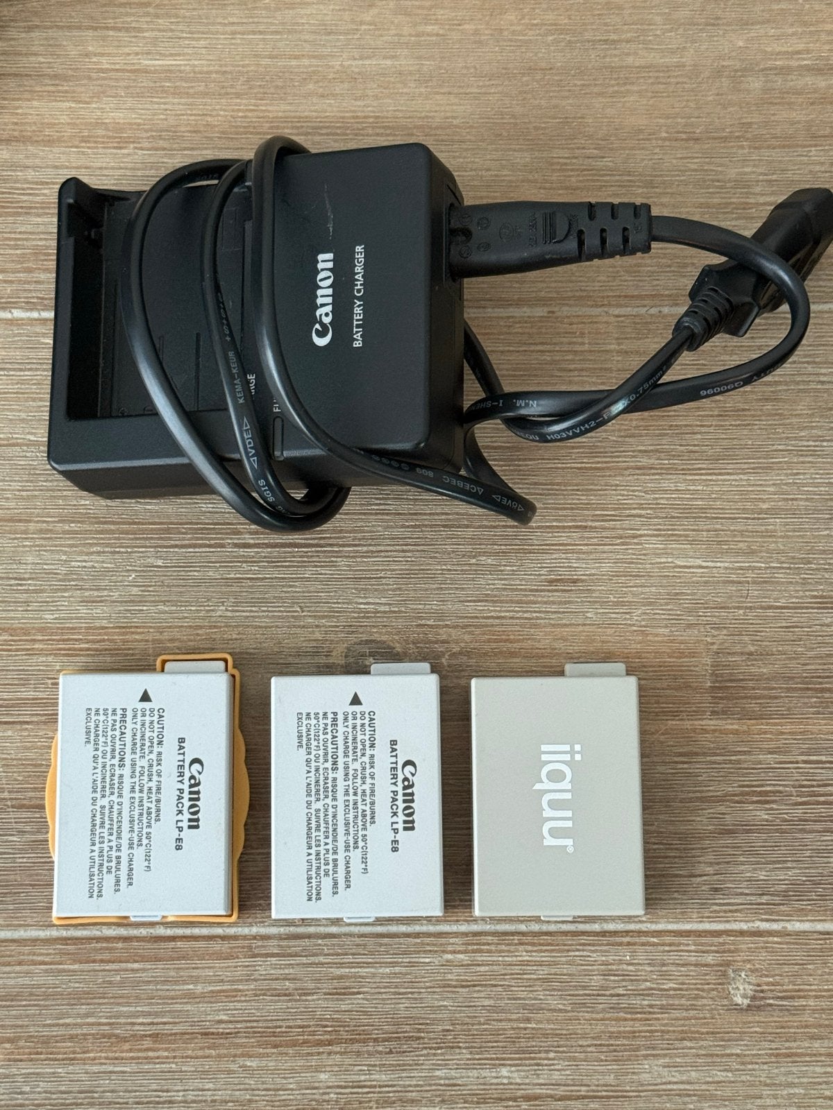 Foto 8 van Canon EOS 600D spiegelreflexcamera met accessoires