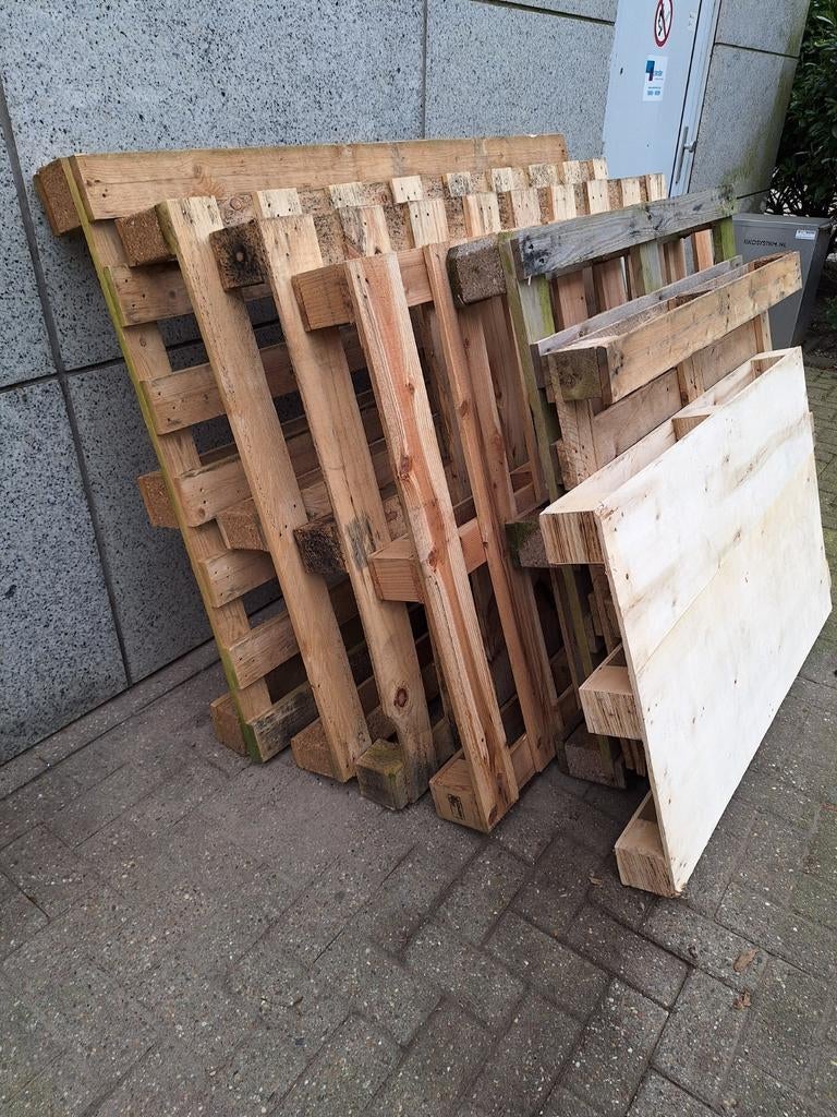 Gratis pallets, Doe-het-zelf en Verbouw, Hout en Planken, Ophalen, Gebruikt, Pallet, Minder dan 200 cm