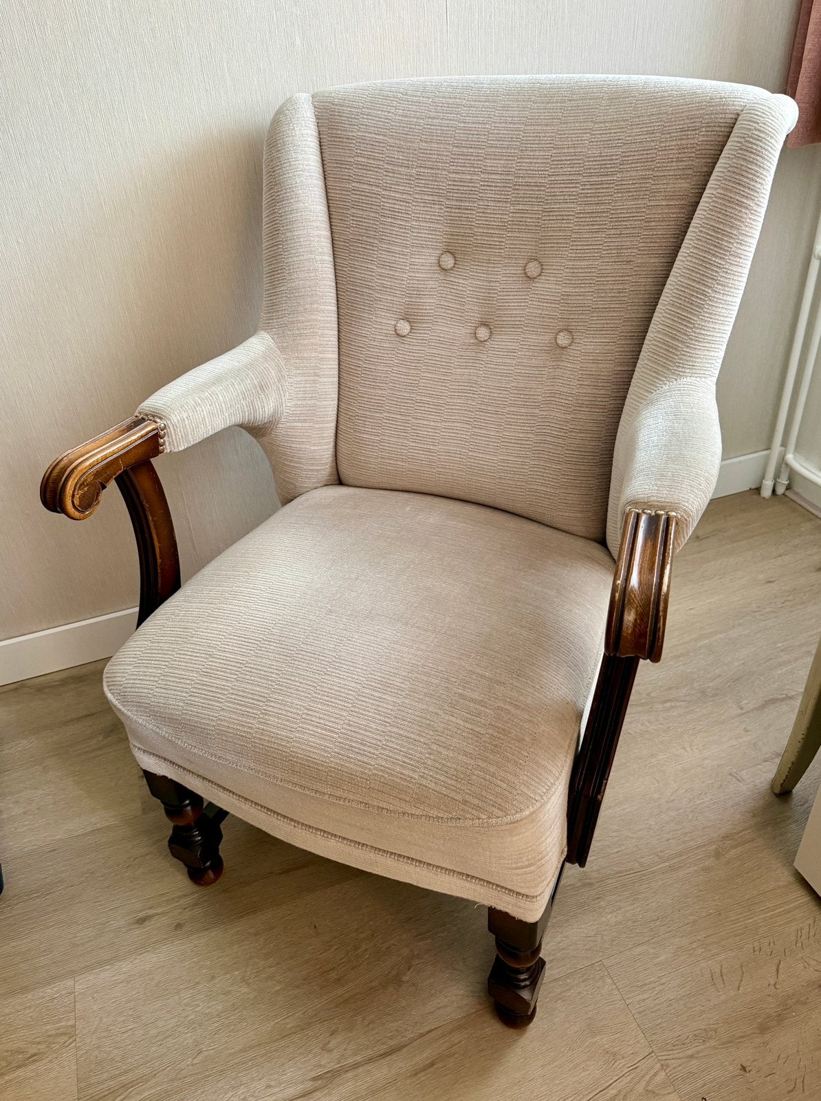 Klassieke fauteuil, Ophalen