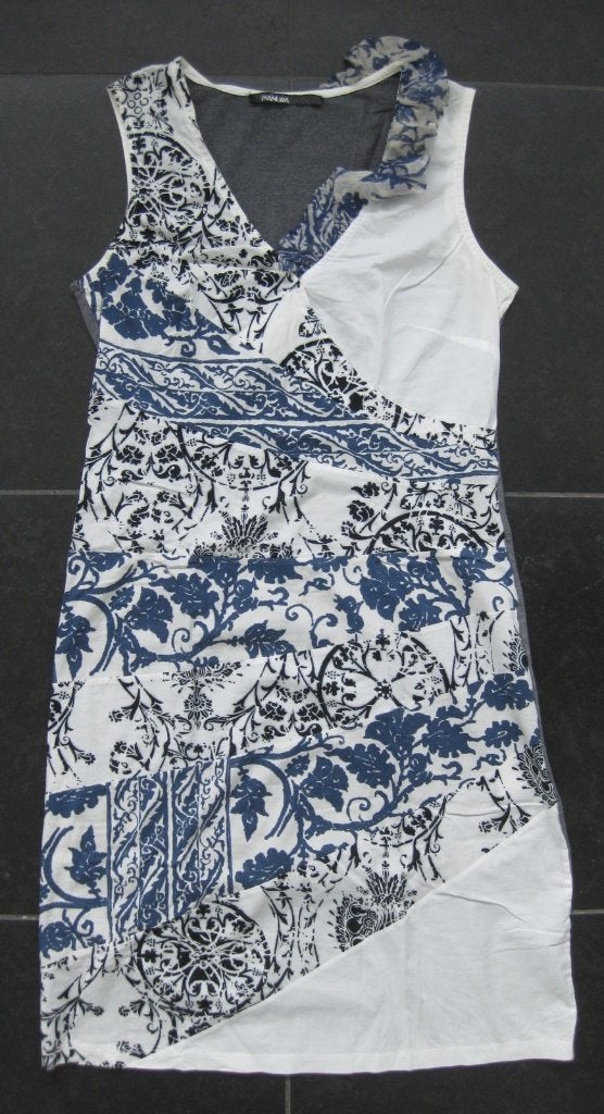 Pianura studio jurk wit met blauw, mouwloos, mt 38, Kleding | Dames, Jurken, Zo goed als nieuw, Maat 38/40 (M), Blauw, Boven de knie