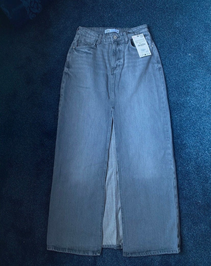 Nieuwe grijze lange rok Zara. Maat xs, Nieuw, Ophalen of Verzenden, Maat 34 (XS) of kleiner, Grijs