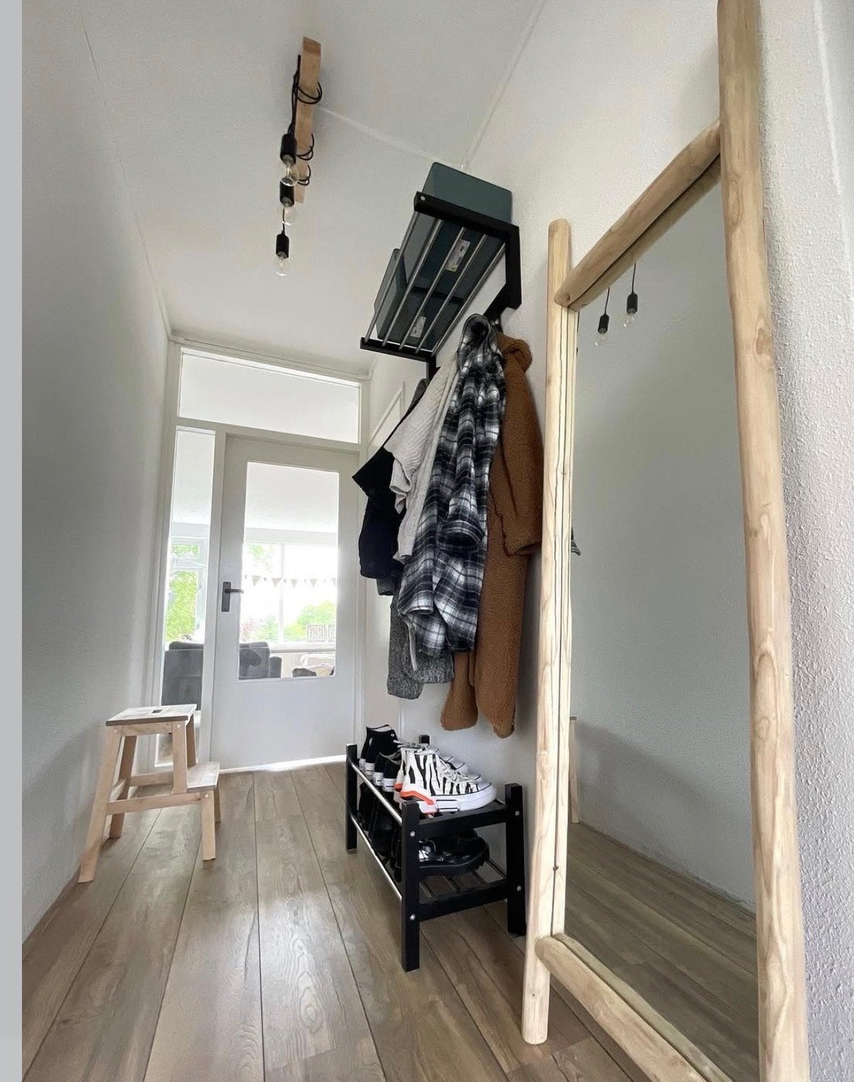 IKEA TJUSIG 2x schoenenrek 1x kapstok, Ophalen of Verzenden, Gebruikt
