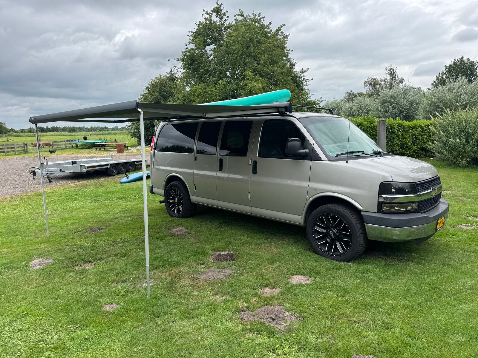 Caravans And Camping Stoere