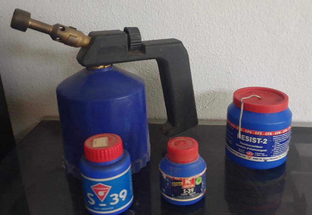 Soldeer brander, S39 en 430 gram tin. zie foto., Ophalen of Verzenden, Gebruikt