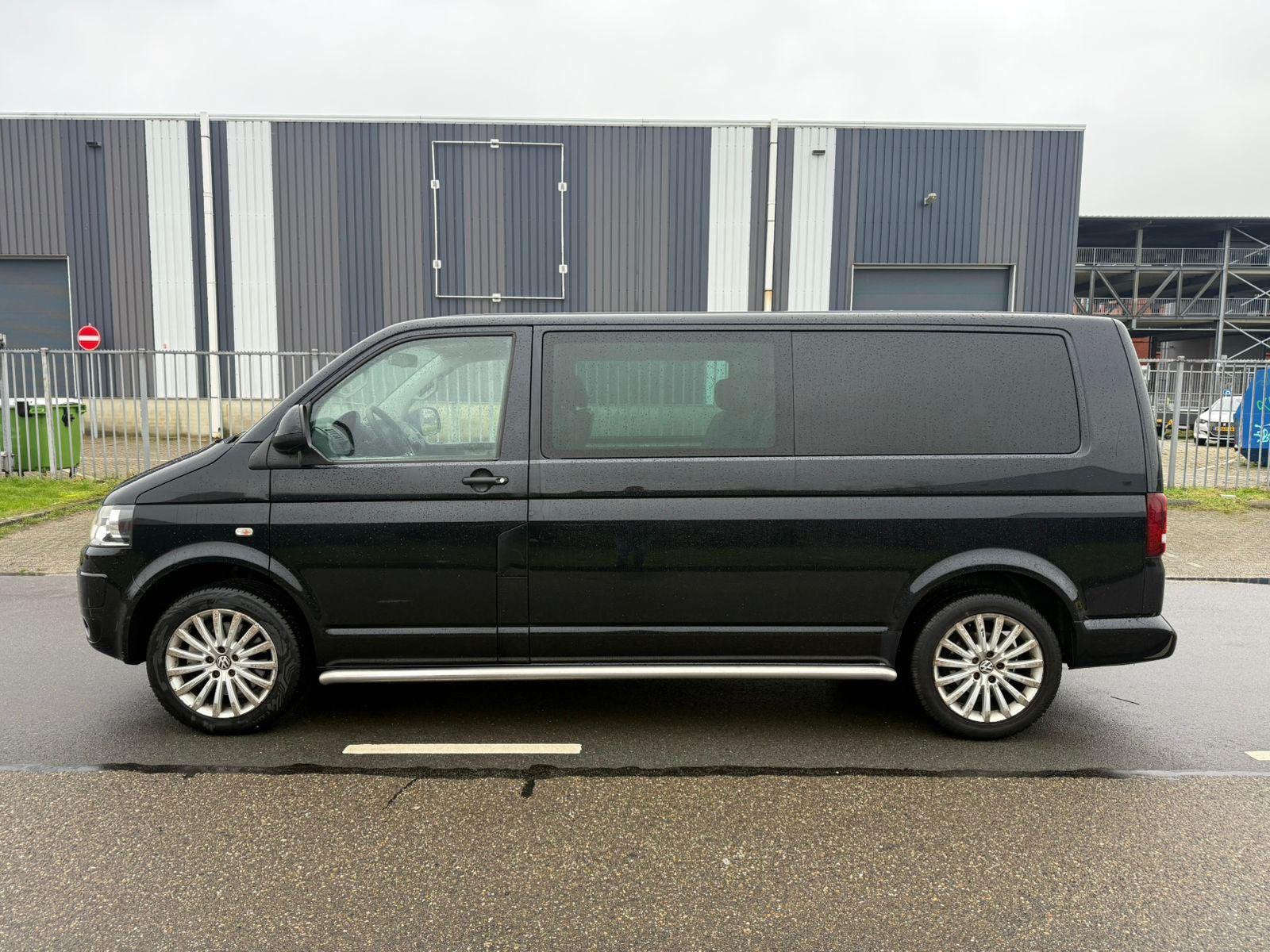 Volkswagen Transporter C 2.0D DC 132KW 179pk 2012, Auto's, Euro 5, Stof, Zwart, 1905 kg