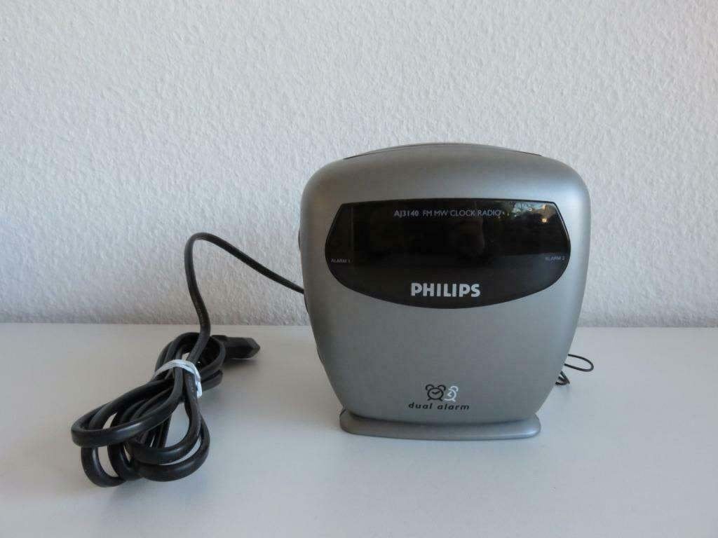 Philips AJ3140 Dual Wekkerradio alarmklok, Ophalen of Verzenden, Zo goed als nieuw, Digitaal