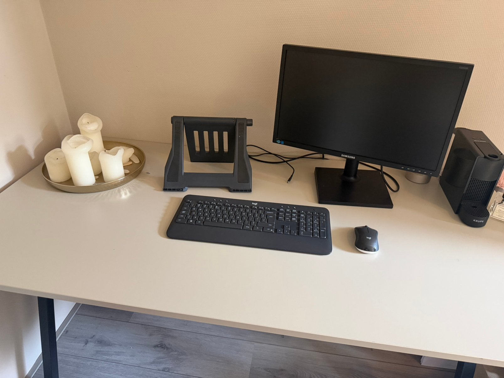 Bureau zonder accessoires 160x80, Ophalen, Zo goed als nieuw, IKEA, Computerbureau