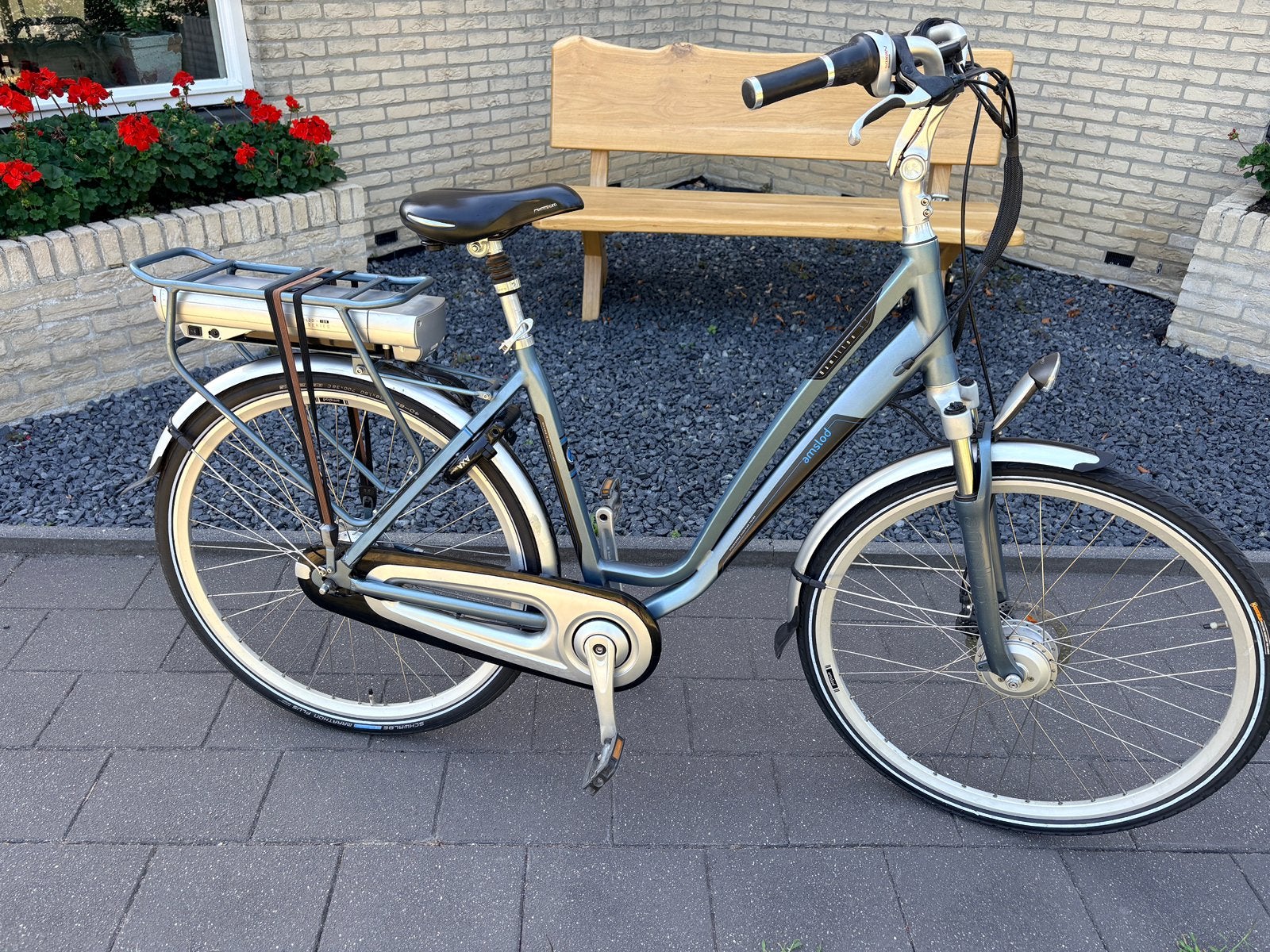 Nieuwstaat Amslod elektrische fiets prima accu en weinig km, Ophalen, 0 zitjes, Zo goed als nieuw, Overige merken
