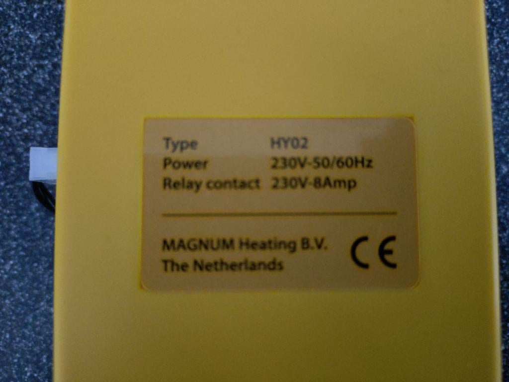 MAGNUM Heating Eco Pump Switch HY02 voor vloerverwarming, Ophalen of Verzenden, Slimme thermostaat, Zo goed als nieuw