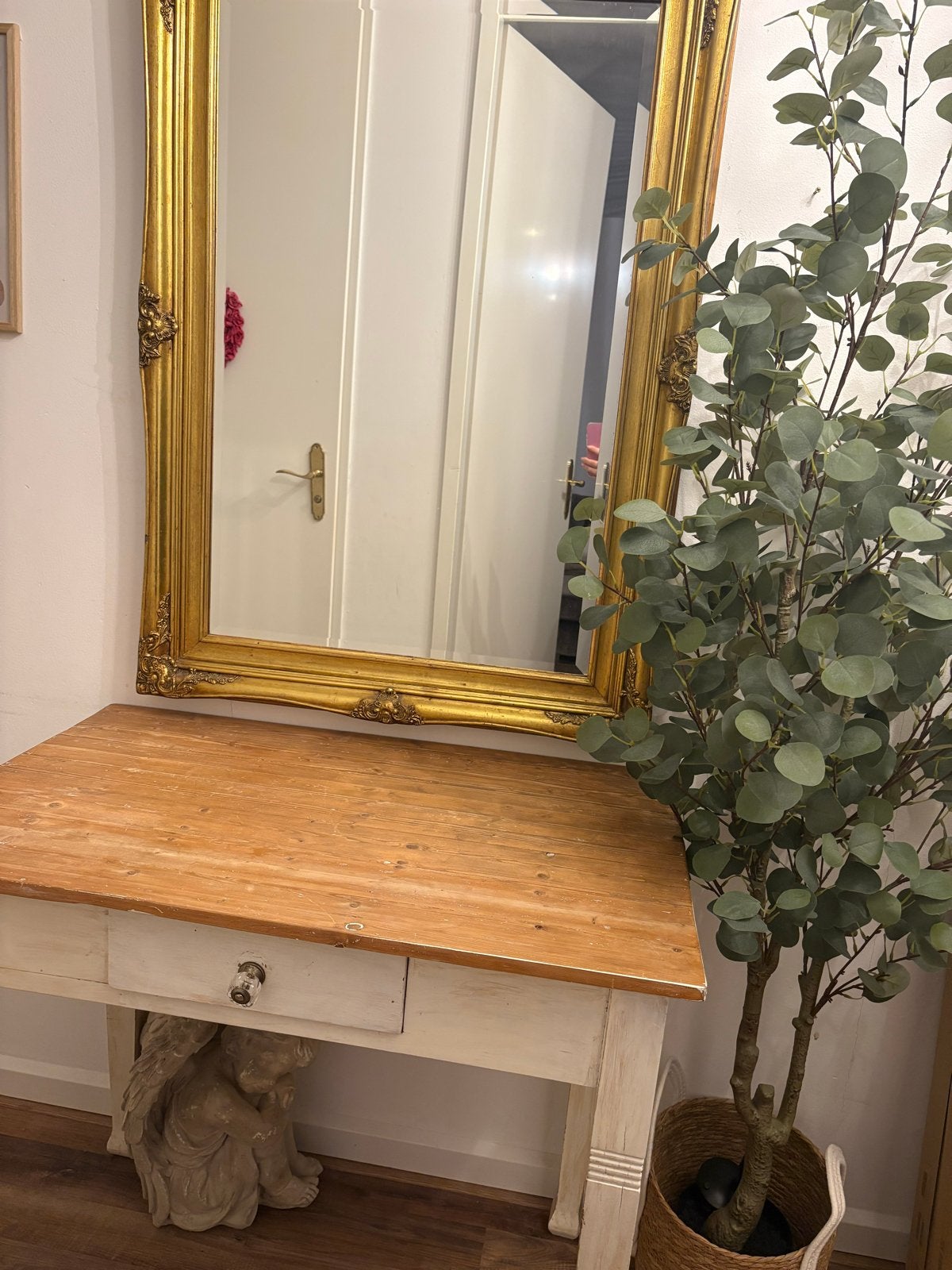Grenen tafel met witte poten - Sidetable/Gangtafel, Huis en Inrichting, Ophalen of Verzenden, Gebruikt, Grenenhout
