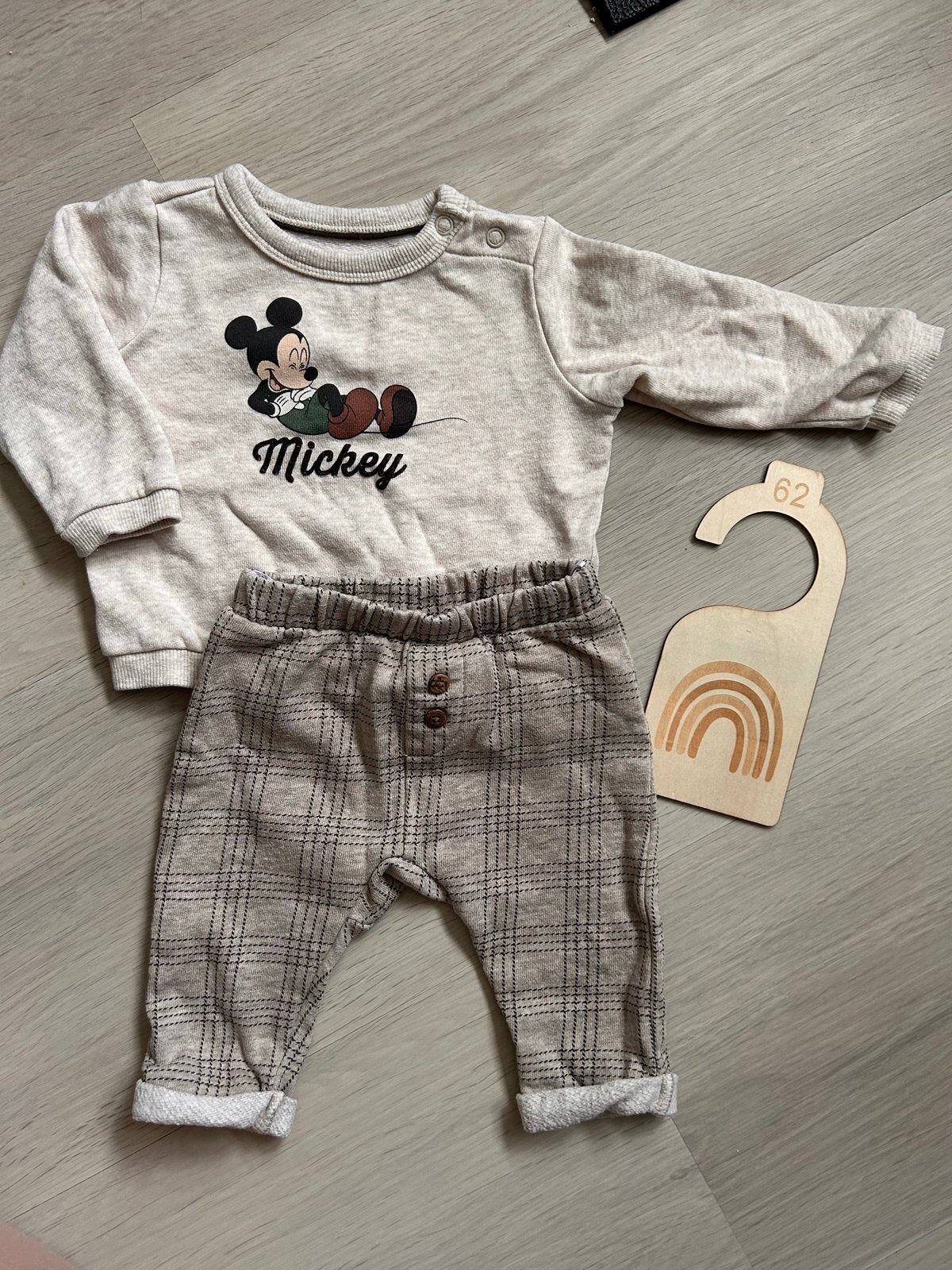 Schattige Mickey Mouse set voor baby's (maat 62), Ophalen of Verzenden, Zo goed als nieuw, Jongetje of Meisje