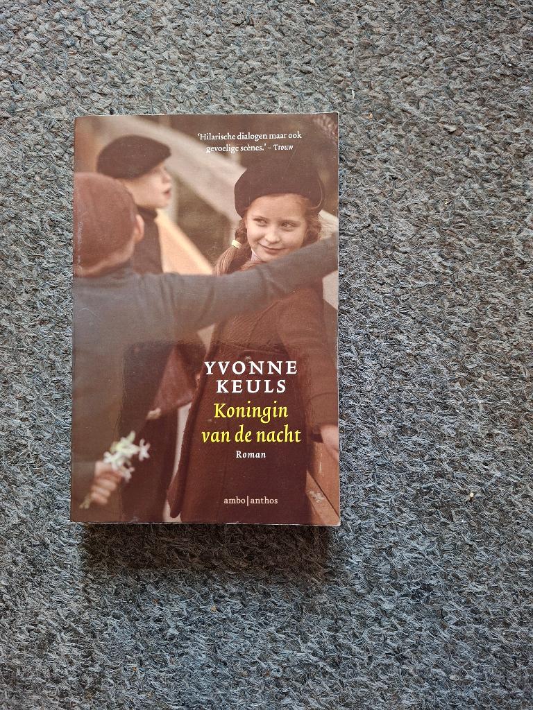Koningin van de nacht /Yvonne Keuls, Boeken, Romans, Gelezen, Ophalen of Verzenden