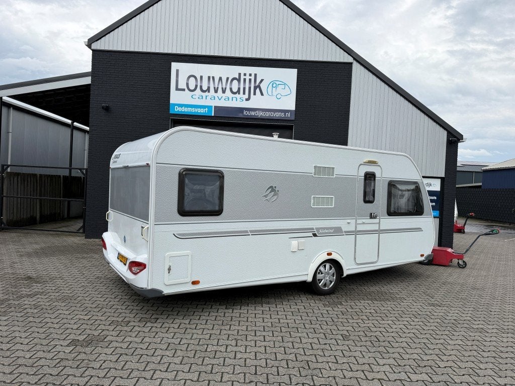 KNAUS Südwind 550 UF ’14 (Fransbed, Rondzit), Caravans en Kamperen, Rondzit, 7 tot 8 meter, Bedrijf, Lengtebed