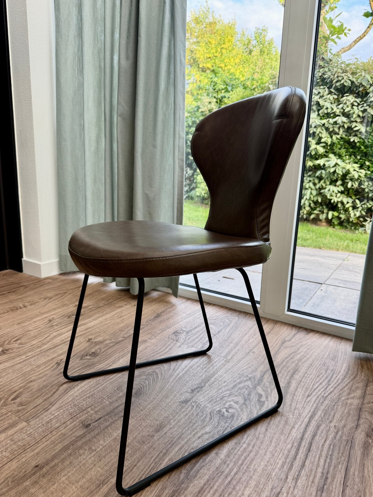 14 Designstoelen + 2 Fauteuils Bree’s New World, Ophalen, Gebruikt, Bruin, Leer