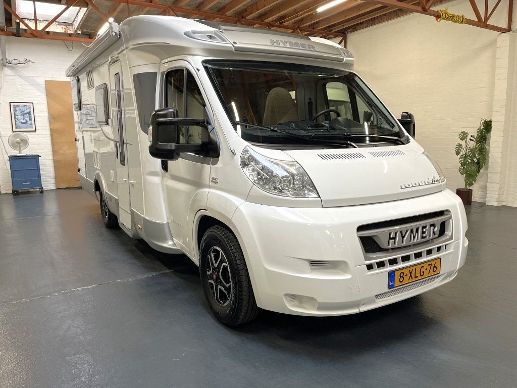 Foto 3 van Fiat Ducato 2.3 Hymer T674 Enkele Bedden / Euro5 / 86.000 km