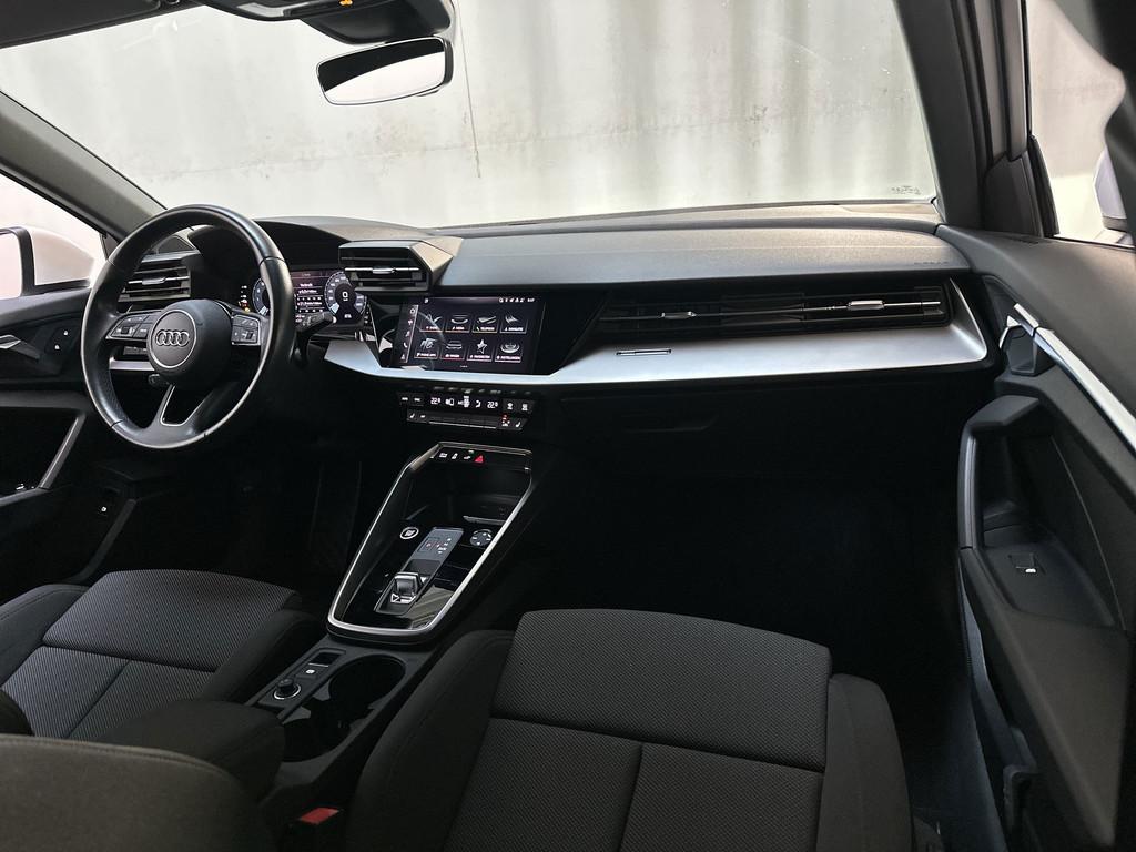 Audi A3 Sportback 40 TFSI e Business Edition LED Navigatie A, Auto's, Stof, Gebruikt, 4 cilinders, Wit