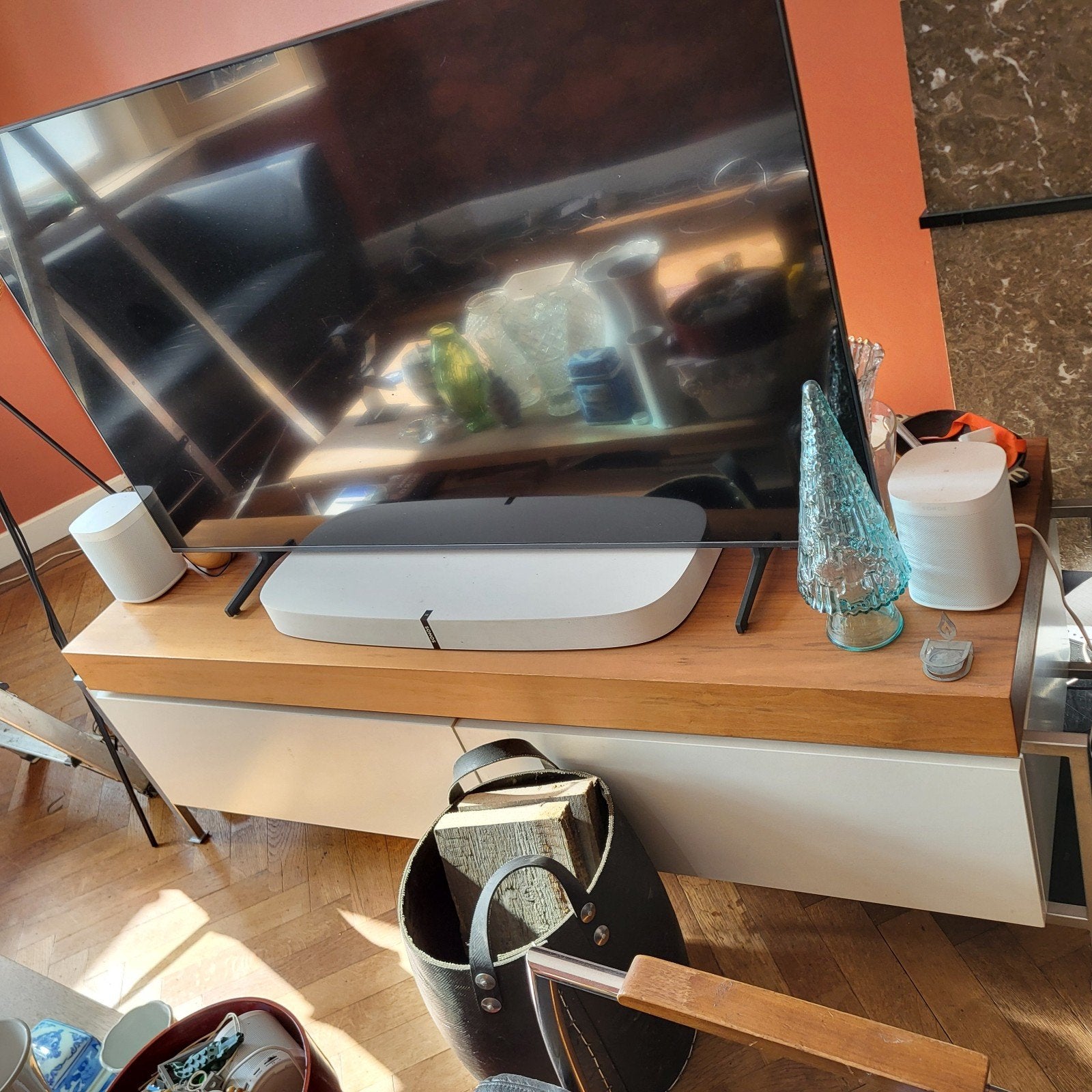 Tv meubel wit met hout, 2 lades, aluminium pootjes, Gebruikt, 100 tot 150 cm, Minder dan 100 cm, 25 tot 50 cm