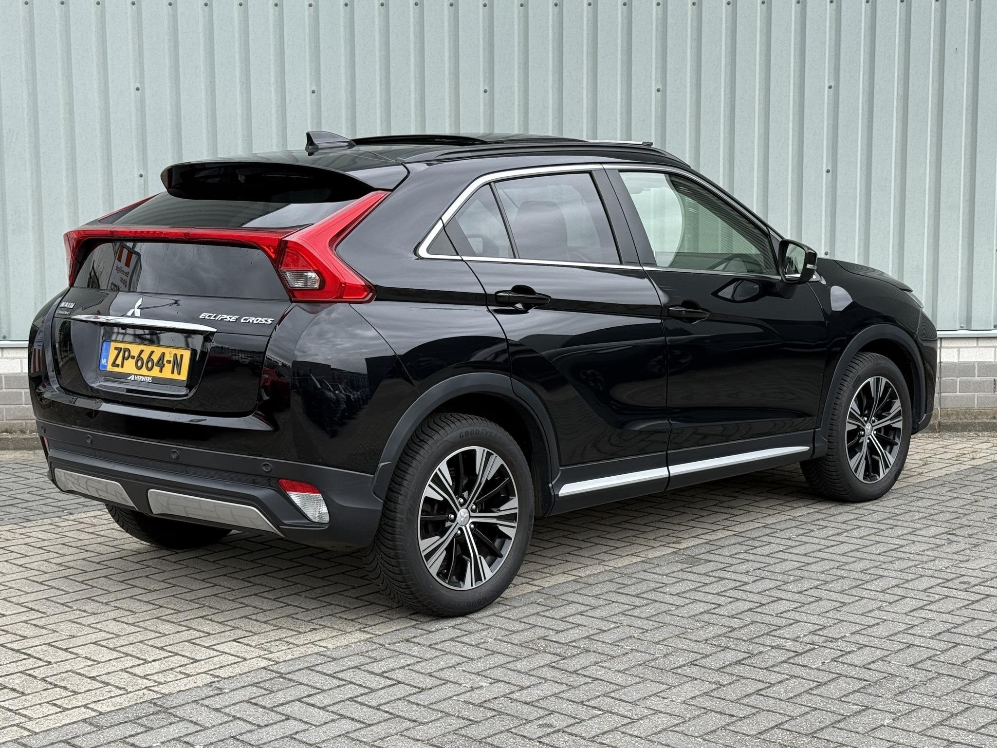 Mitsubishi Eclipse Cross 1.5 DI-T Instyle / Dealer onderhoud, Voorwielaandrijving, 15 km/l, Euro 6, 4 cilinders