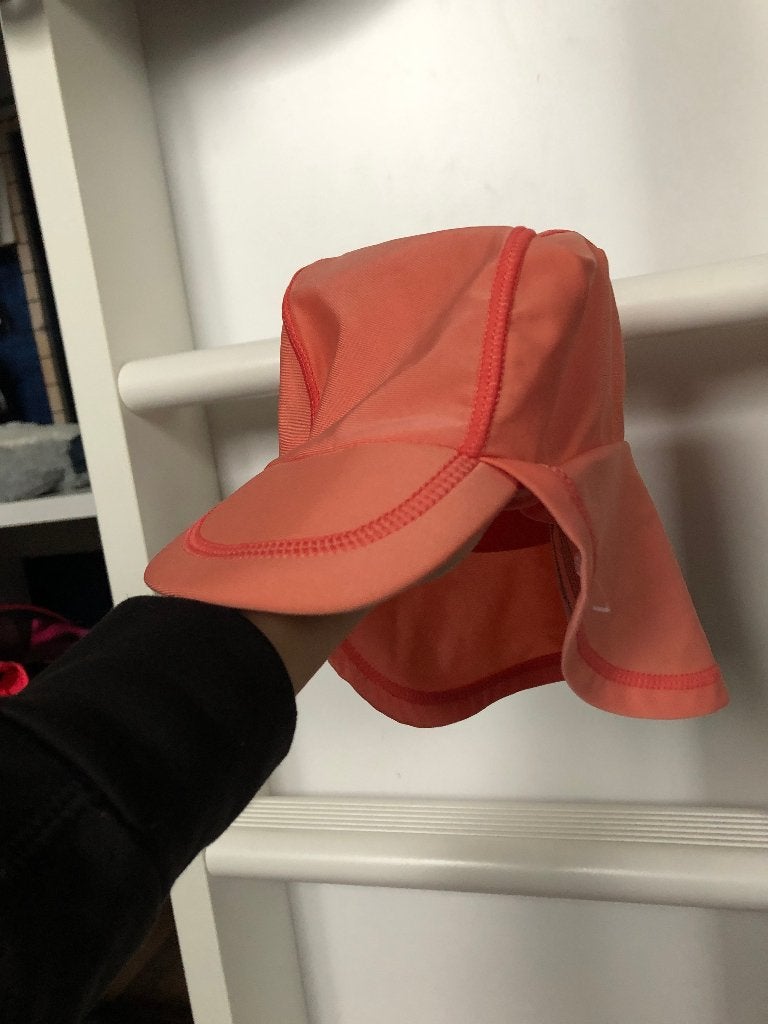 Koraalroze/oranje zonnehoedje / zwemhoedje | maat 3-6 M, Maat 50, Jongetje of Meisje, Ophalen of Verzenden, Primark
