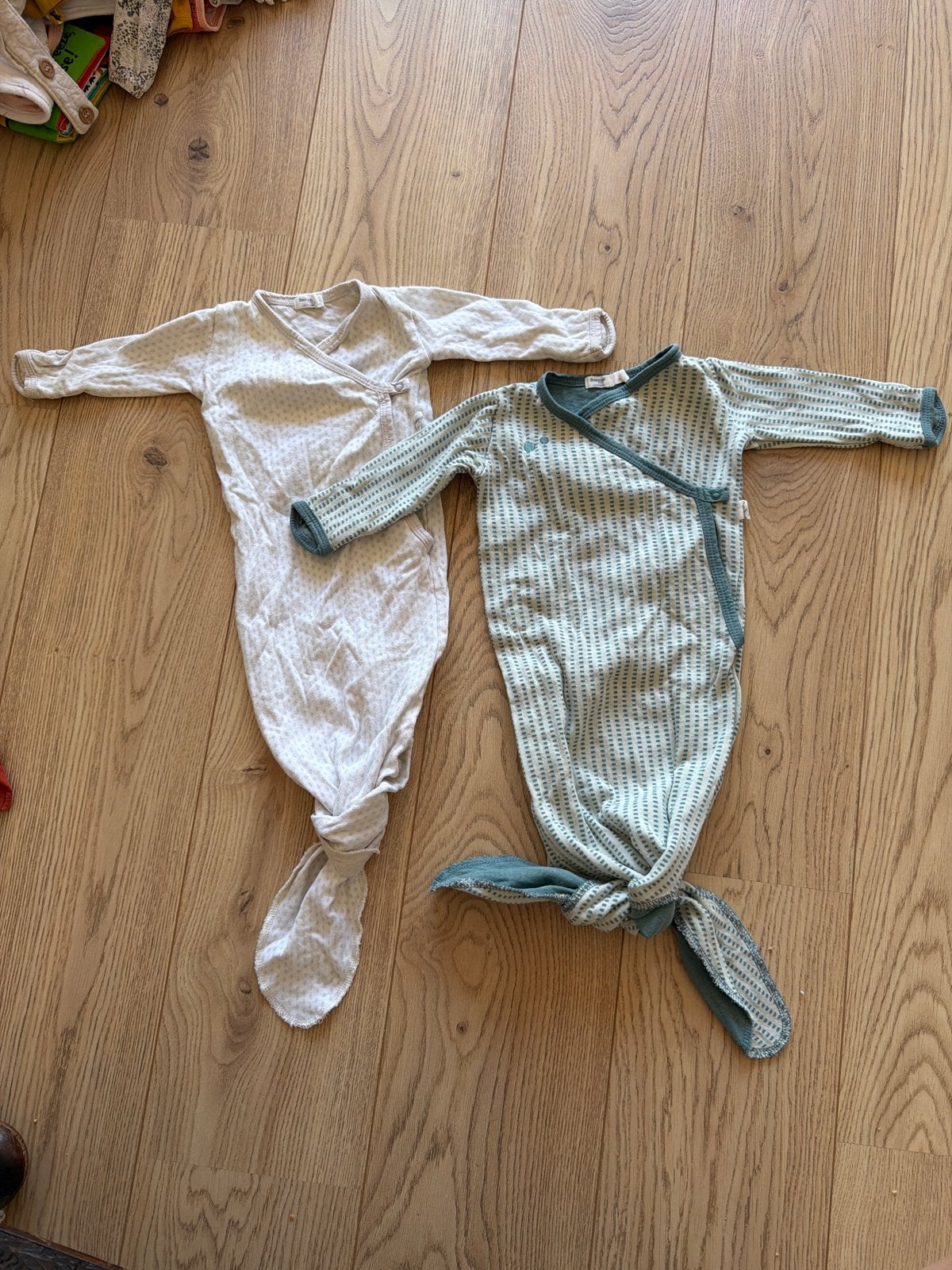 2x Babyslaapzakjes met Knoop - Zacht en Comfortabel, Ophalen of Verzenden, Zo goed als nieuw, Jongetje of Meisje