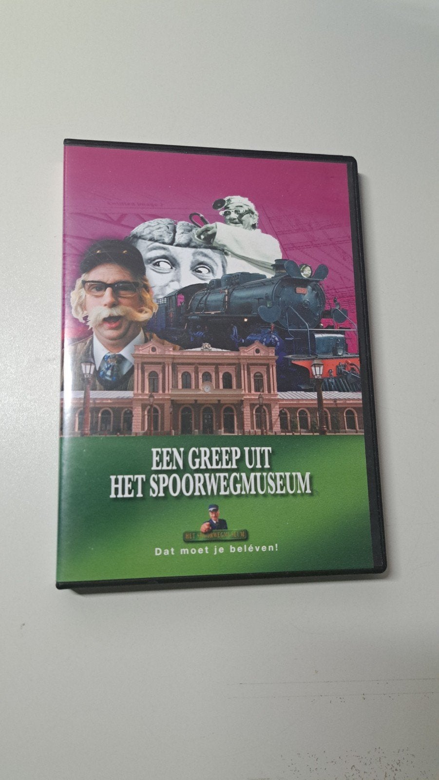DVD Een greep uit het Spoorwegmuseum, Verzamelen, Ophalen of Verzenden, Zo goed als nieuw, Trein, Overige typen