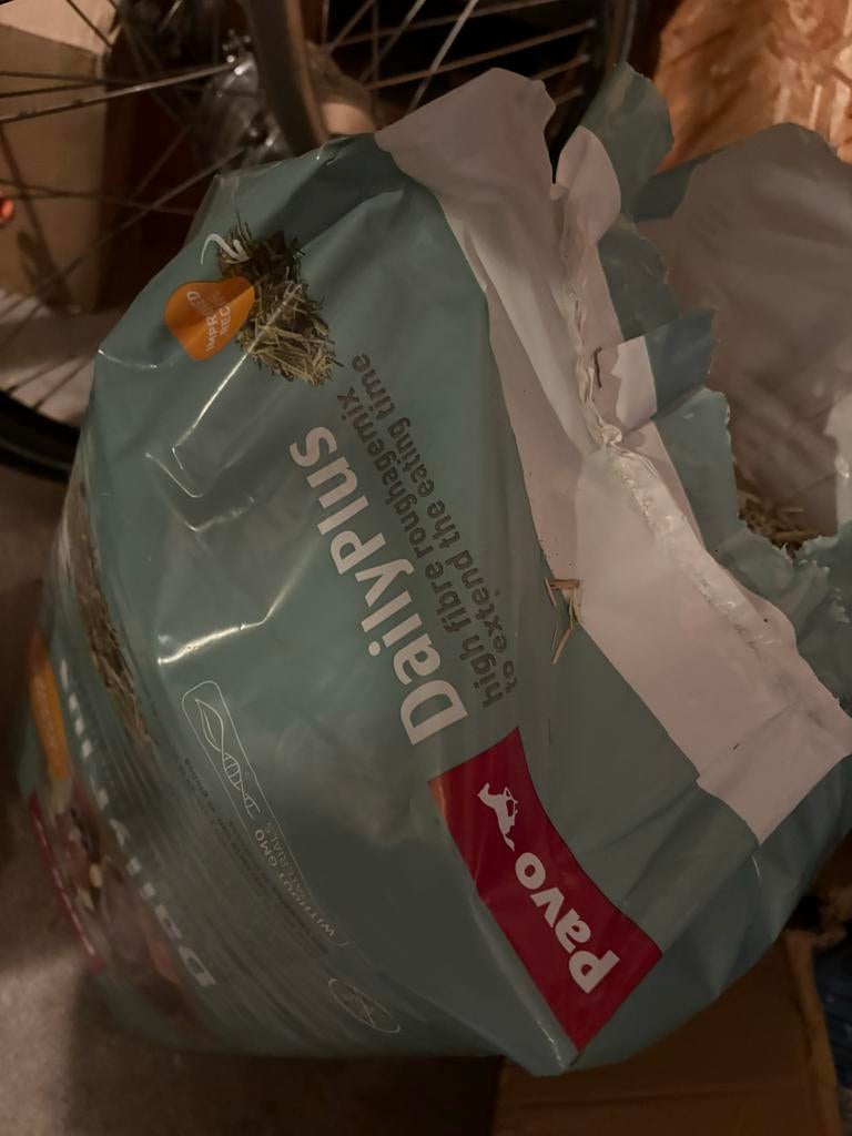 Pavo luzerne, Ophalen of Verzenden, Zo goed als nieuw