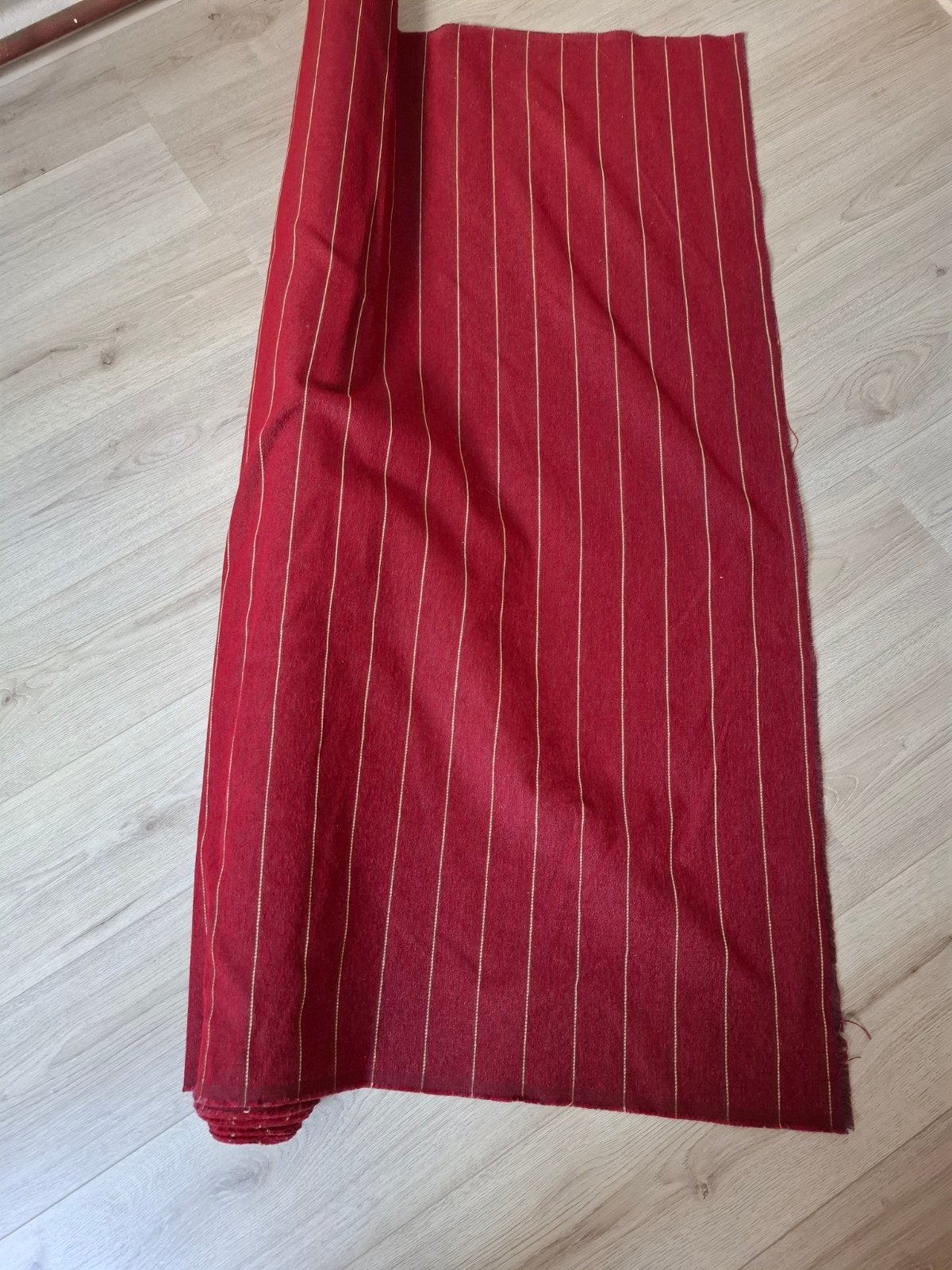 1 rol nieuwe stof rood, Ophalen, Overige materialen, 120 cm of meer, Rood