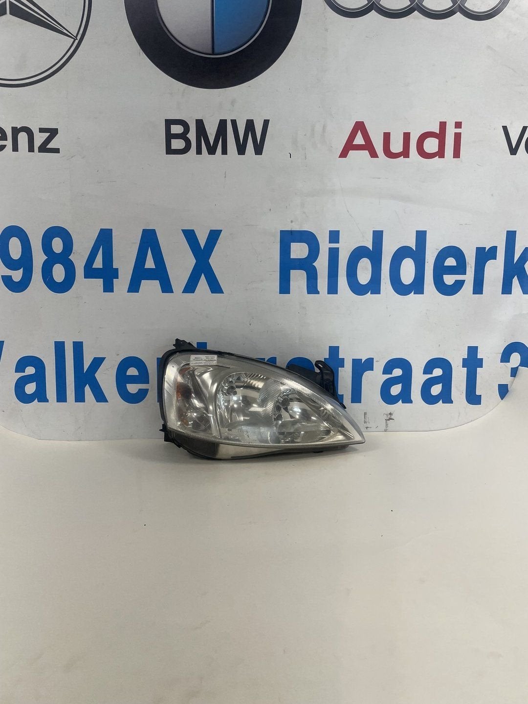 Opel Corsa koplamp rechts, Auto-onderdelen, Verlichting, Opel, Gebruikt, Ophalen of Verzenden