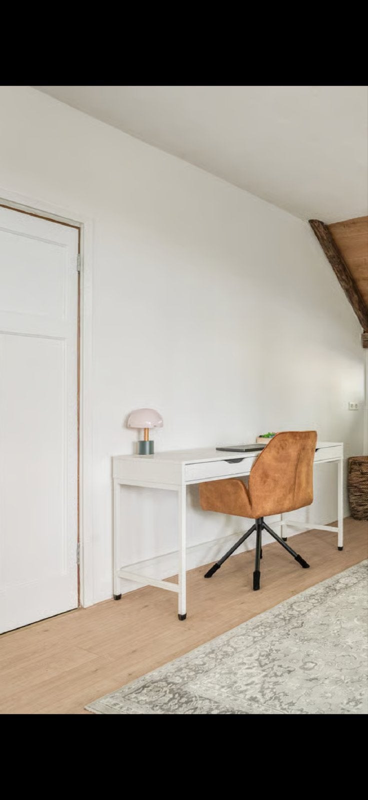 IKEA Bureau Wit - Compact en Stijlvol, Ophalen, Gebruikt, Met lades, Spaanplaat of MDF