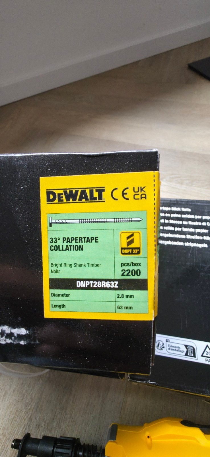 DeWalt DCN692P2 Spijkerpistool met 2 dozen spijkers, Ophalen of Verzenden, Zo goed als nieuw, 50 tot 100 mm, Spijkers