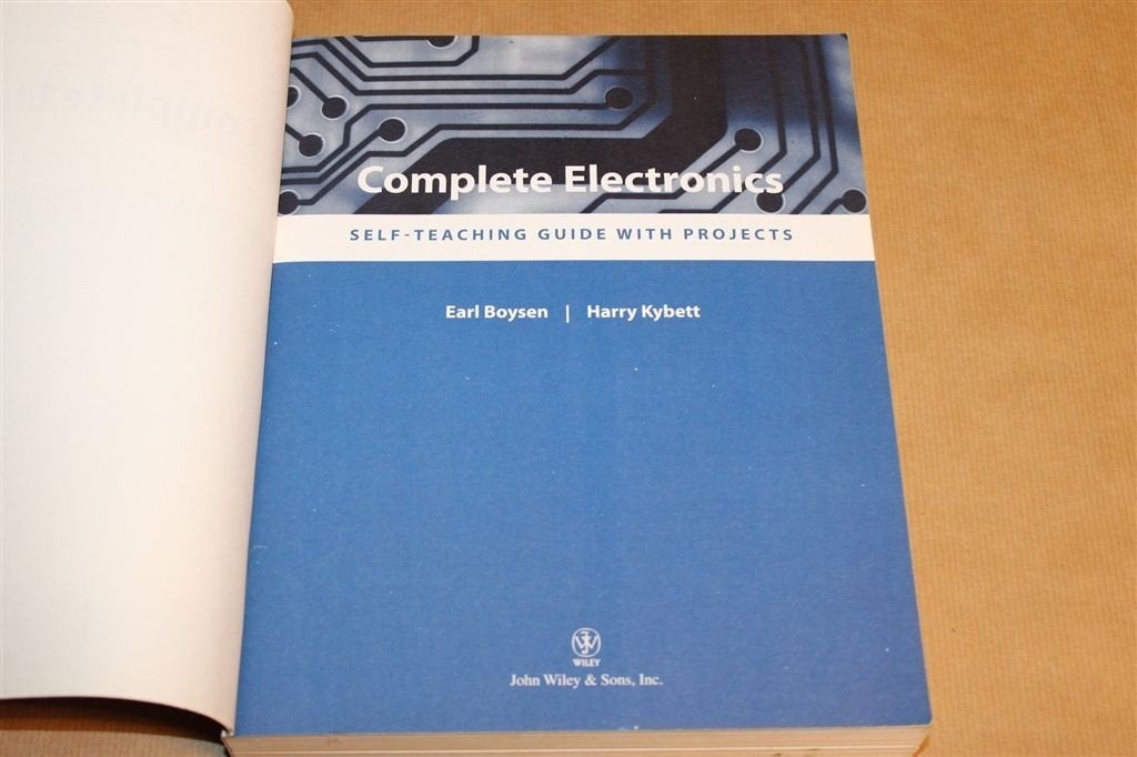 Complete Electronics — Self-teaching Guide with Projects, Ophalen of Verzenden, Gelezen, Internet of Webdesign