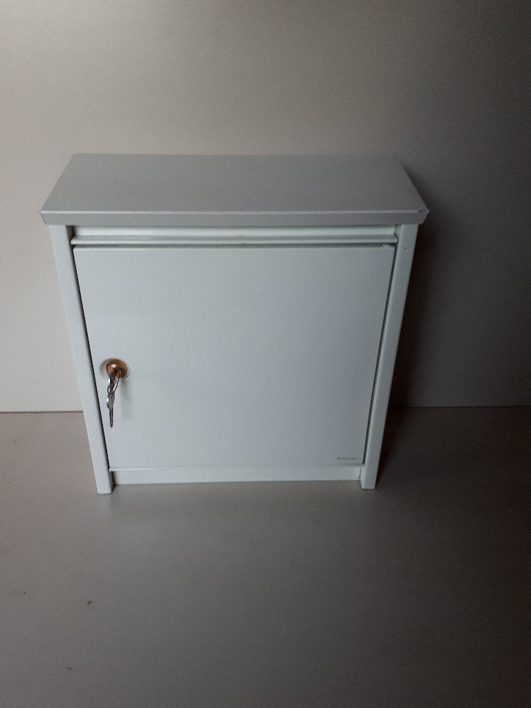Brabantia brievenbus, Ophalen of Verzenden, Zo goed als nieuw, Aluminium, Wandbrievenbus