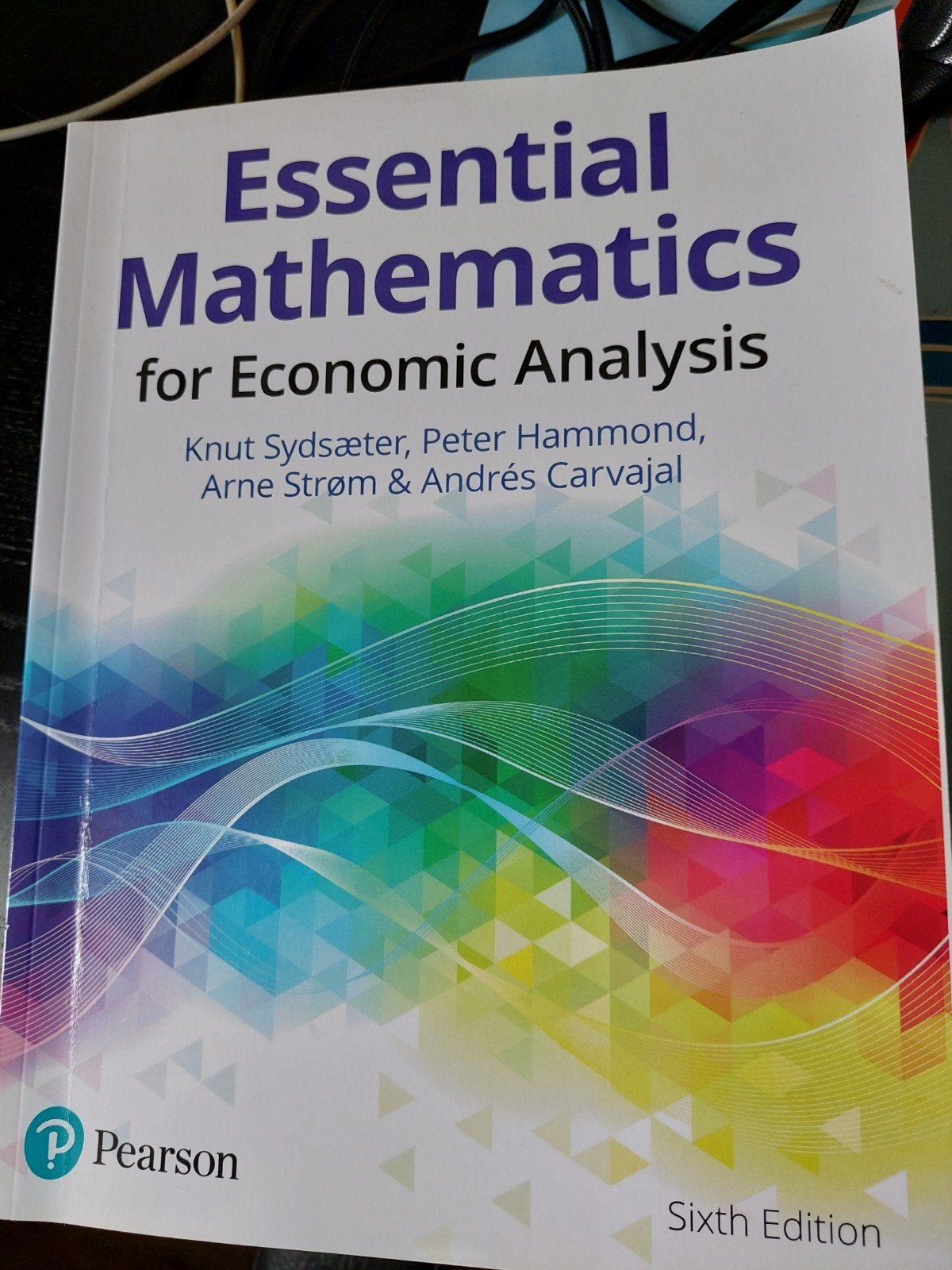 Essential mathematics 6de editie, Ophalen of Verzenden, Zo goed als nieuw