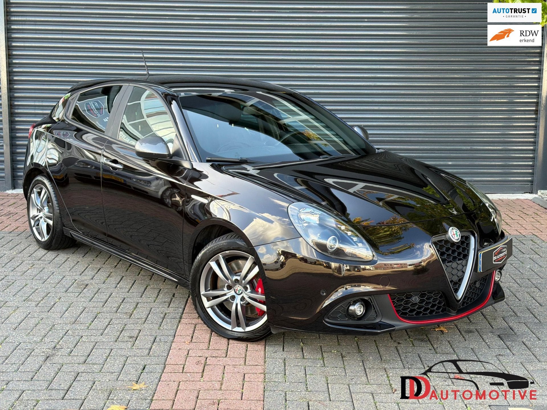 Alfa Romeo Giulietta 1.4 Turbo MultiAir Super 170 PK | Autom, Auto's, Dealer onderhouden, Electronic Stability Program (ESP), 4 cilinders