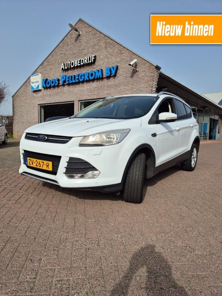 Ford KUGA 1.6 TREND, 15 km/l, 4 cilinders, Wit, Bedrijf