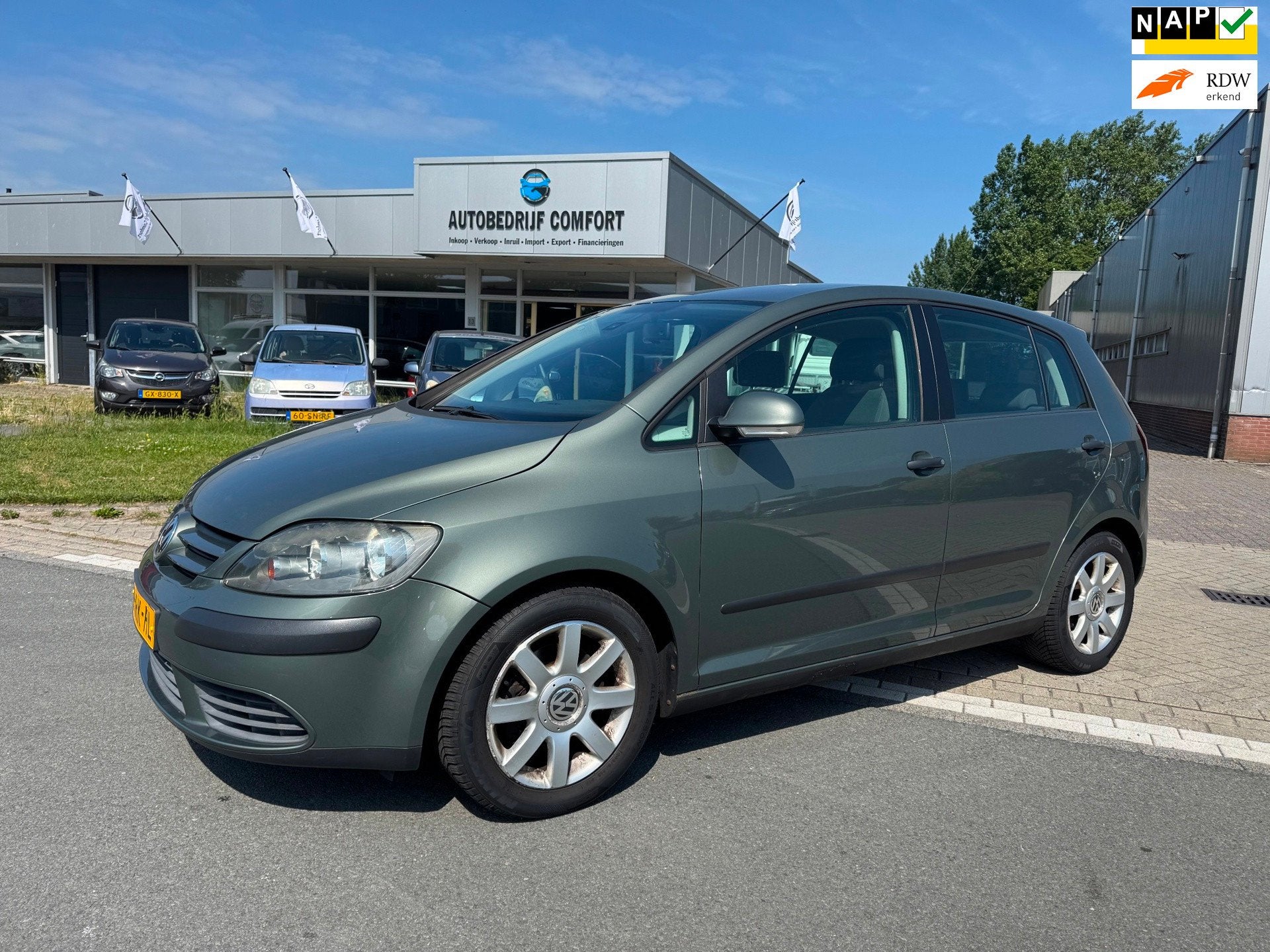 Volkswagen Golf Plus 1.6 FSI Comfortline, Stof, Gebruikt, Zwart, 4 cilinders