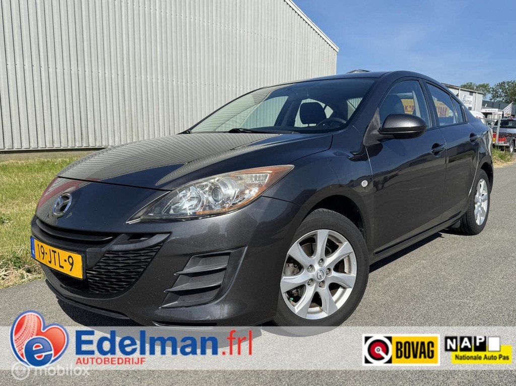Mazda 3 1.6 S | NL Auto N.A.P. | Airco | Sedan, Auto's, Mazda, Voorwielaandrijving, Stof, 4 cilinders, 49 €/maand