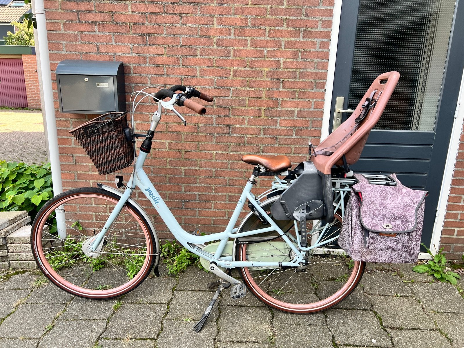 Gazelle/ moederfiets met achterzitje en fietstassen, Fietsen en Brommers, Ophalen, Mandje, Gebruikt, 50 tot 53 cm