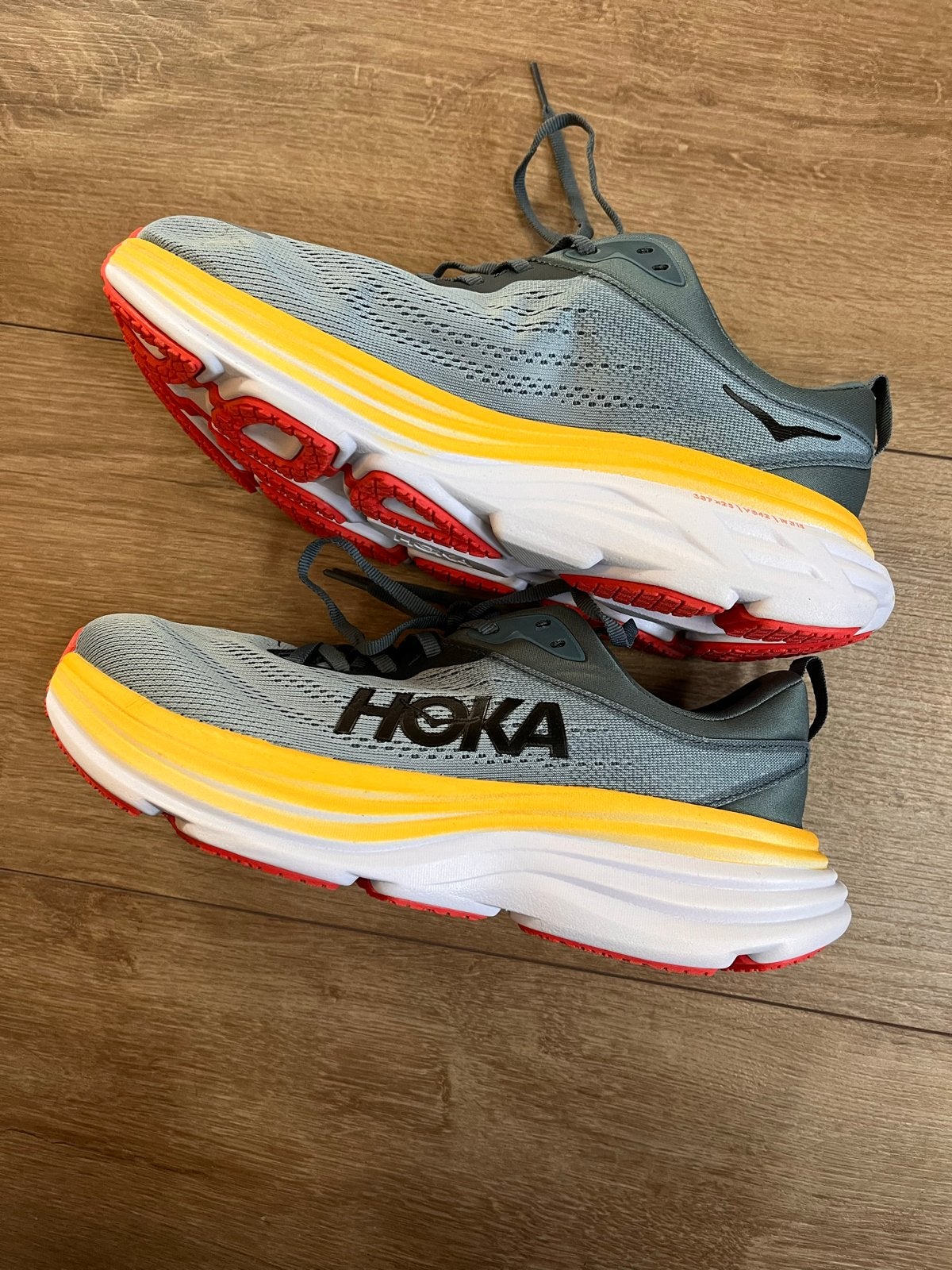 Nieuwe Hoka Bondi 8 hardloopschoenen, Ophalen of Verzenden, Nieuw, Grijs, Sportschoenen