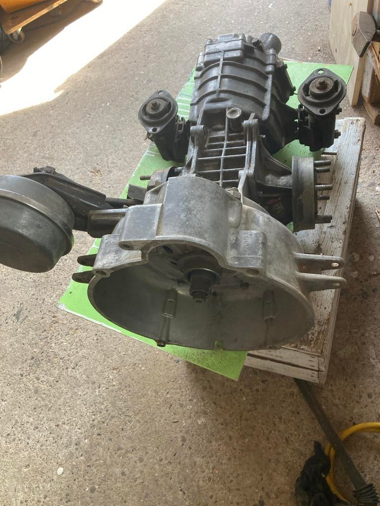 NSU RO80 Semi-automatische versnellingsbak NSU RO 80, Ophalen, Gebruikt, Oldtimer onderdelen
