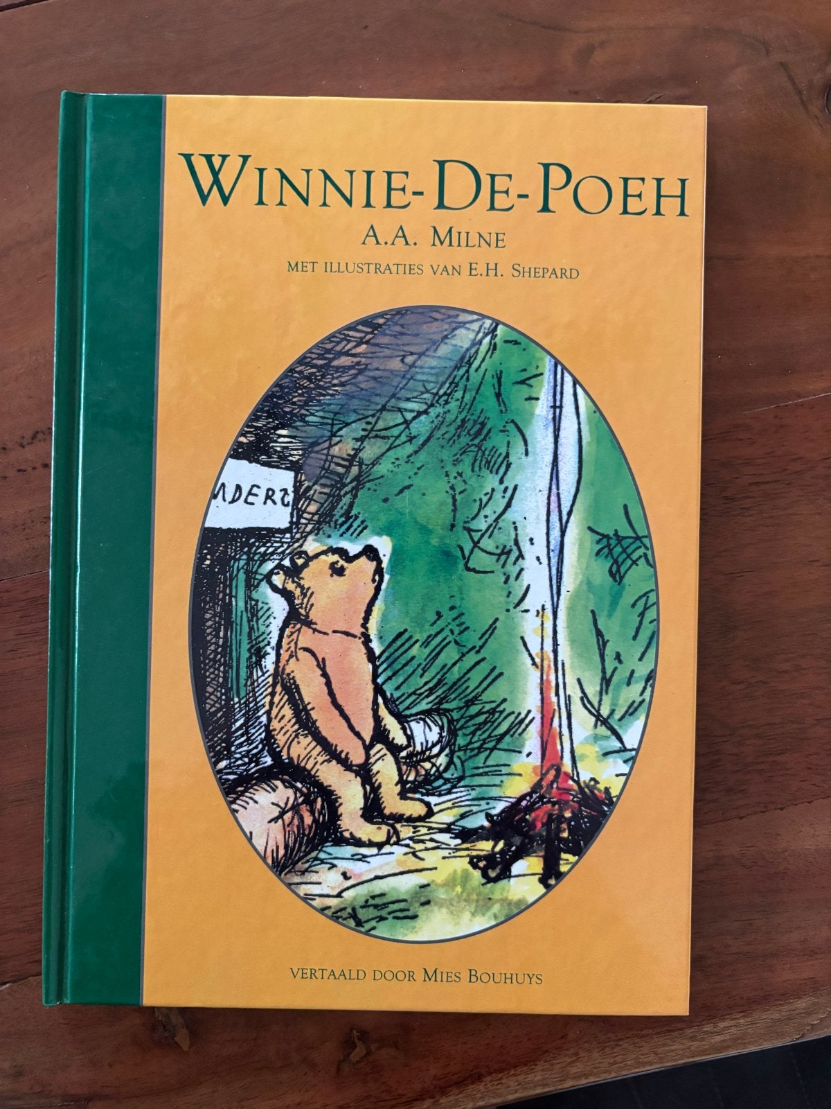 Winnie de Poeh - Klassiek Voorleesboek (excl. CD), Boeken, Fictie algemeen, Jongen of Meisje, Ophalen of Verzenden, Zo goed als nieuw
