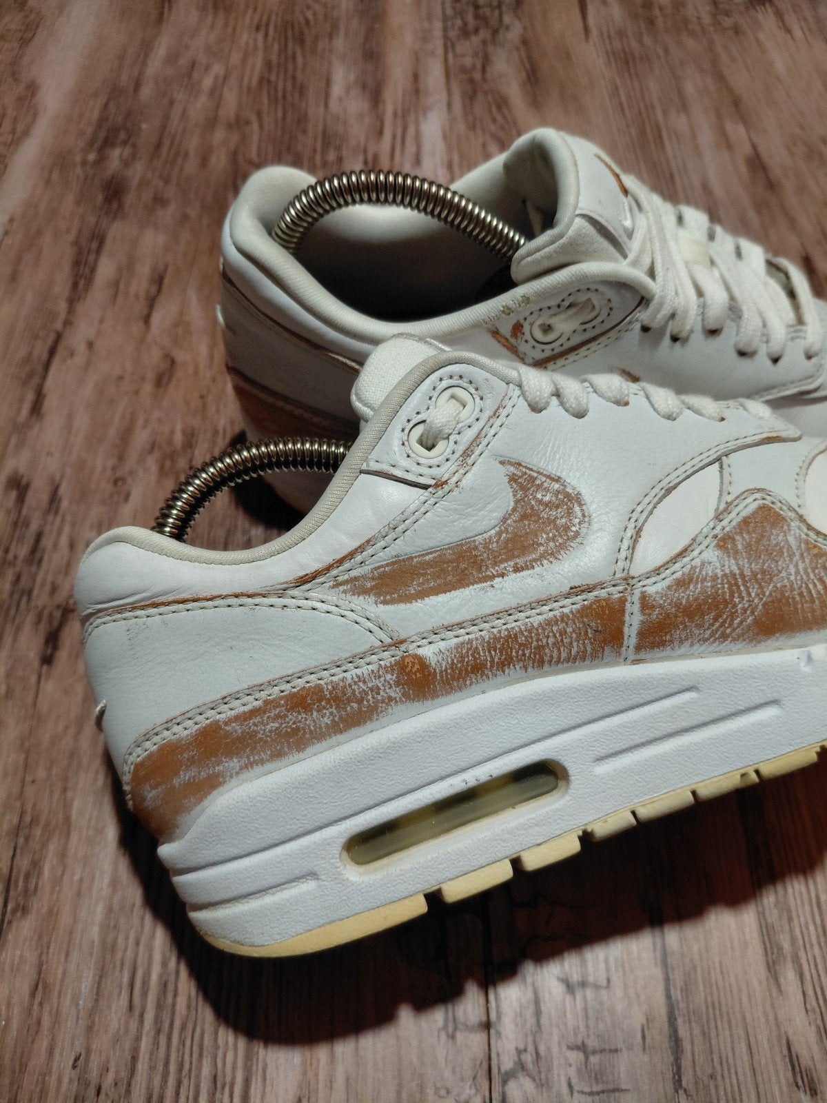 Nike Air Max 1 'Yours - Fading Paint' Size 37,5, Wit, Nike, Ophalen of Verzenden, Sneakers of Gympen